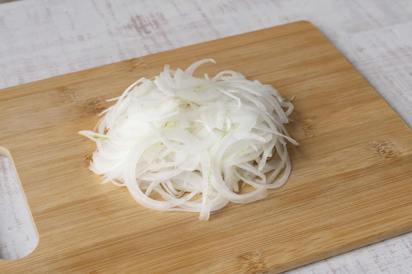 切ったたまねぎの画像